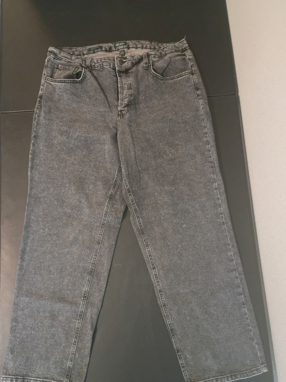 Wild Fable Women's Super High-Rise Straight Leg Acid Wash Jeans - Size 17 - Grey